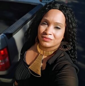 Meet your Posher, Kimberly